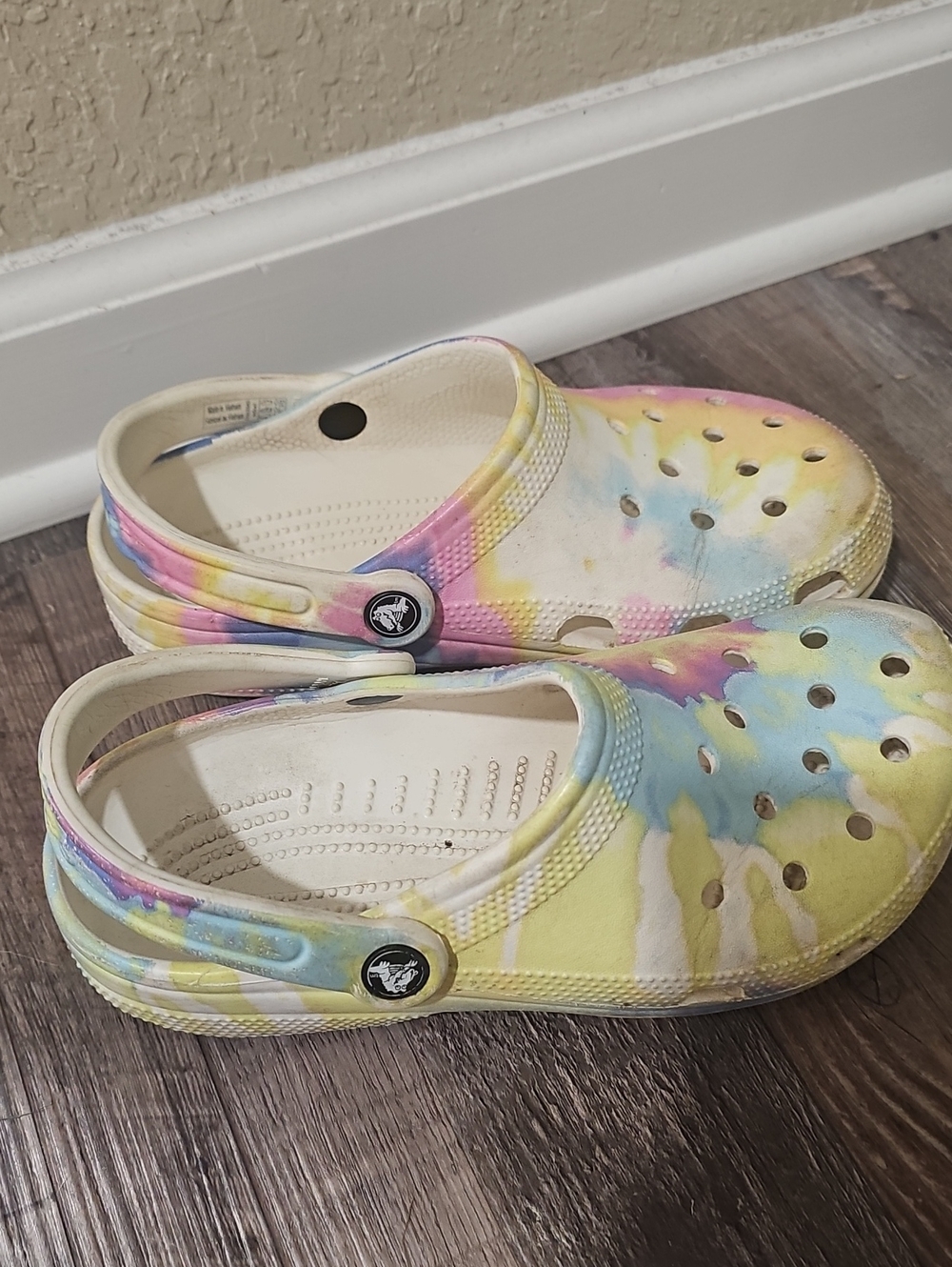 Women's Pastel Rainbow Crocs